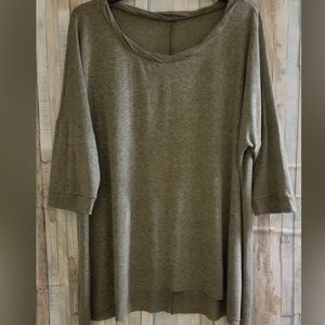 short sleeve gray top